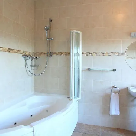 Bun Cill Athat 度假居 肯梅尔